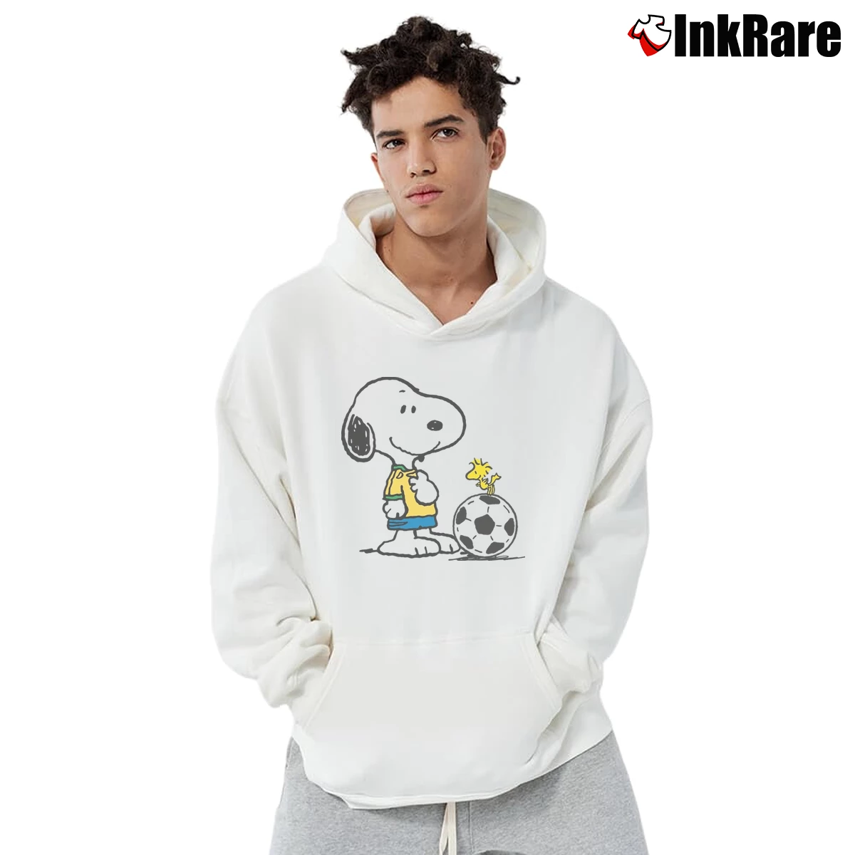 Snoopy And Woodstock Football Player Men’s Pullover Hoodie in white – Ultimate Warmth Men’s Snoopy And Woodstock Football Player Pullover Hoodie in white | Cozy, Durable, Modern Fit