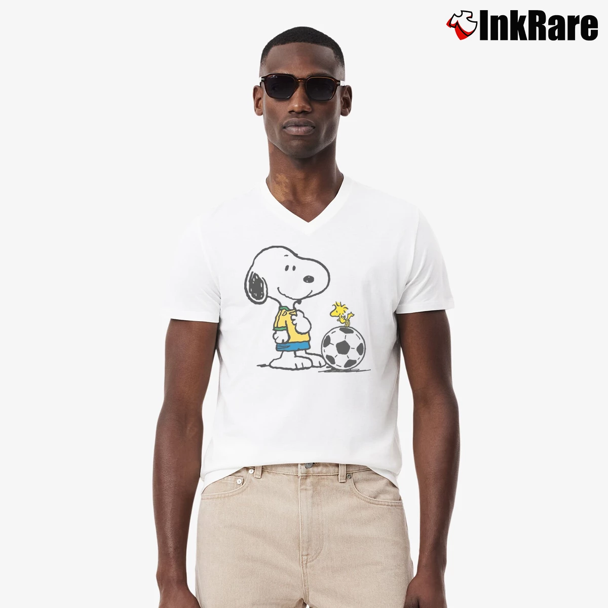 Snoopy And Woodstock Football Player Men’s V-Neck Tee in white – Modern Essential Men’s Snoopy And Woodstock Football Player V-Neck Tee in white | Sharp, Breathable, Everyday Staple