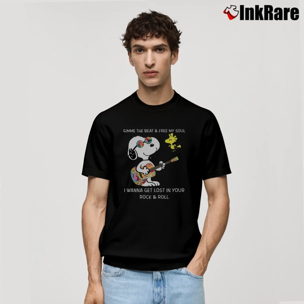 Men’s Snoopy And Woodstock Gimme The Beat Free My Soul Classic T-Shirt in black | Soft, Breathable Everyday Wear