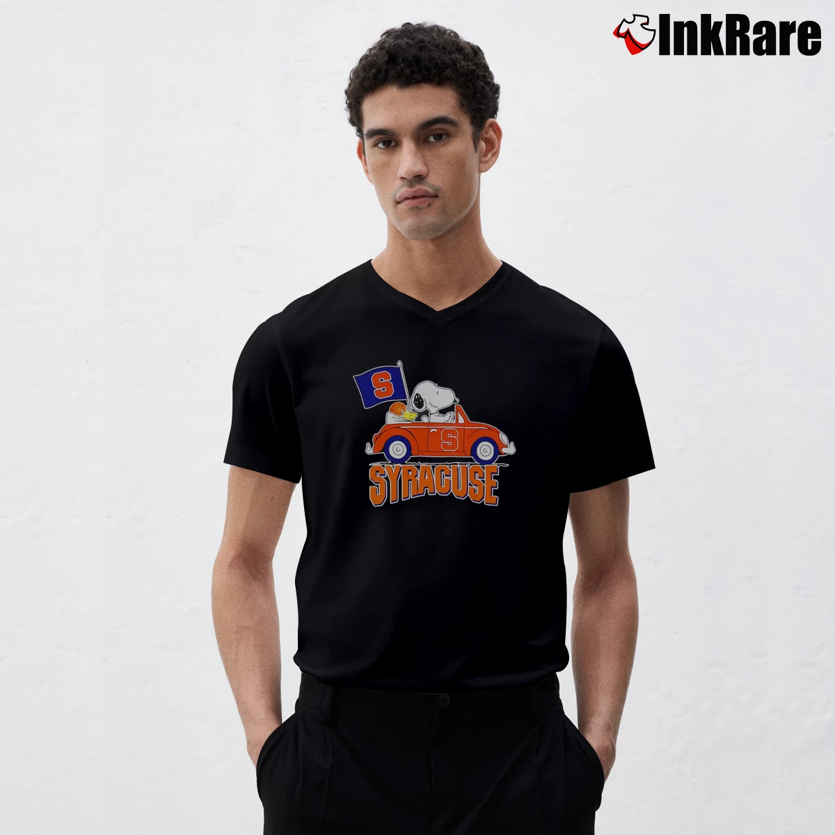 Snoopy And Woodstock Syracuse Orange Basketball Men’s V-Neck Tee in black – Modern Essential Men’s Snoopy And Woodstock Syracuse Orange Basketball V-Neck Tee in black | Sharp, Breathable, Everyday Staple