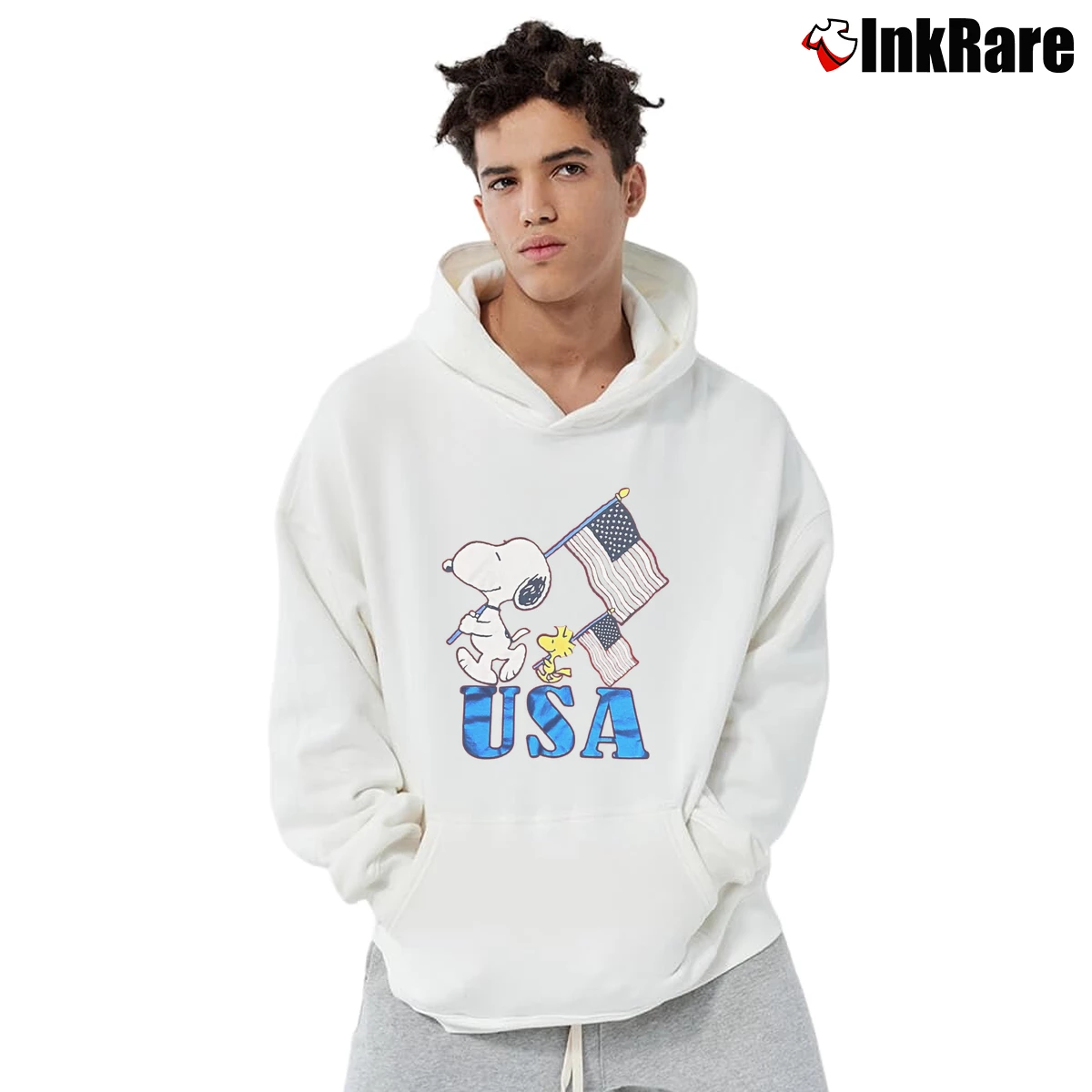 Snoopy And Woodstock Usa Flags Patriotic Men’s Pullover Hoodie in white – Ultimate Warmth Men’s Snoopy And Woodstock Usa Flags Patriotic Pullover Hoodie in white | Cozy, Durable, Modern Fit