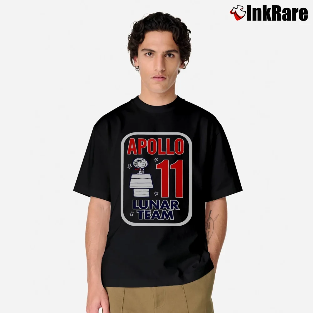 Men’s Snoopy Apollo 11 Lunar Team Classic T-Shirt in black | Soft, Breathable Everyday Wear
