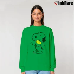 Women’s Snoopy Hug Woodstock Peanuts Love Relaxed Sweatshirt in irish green | Soft, Laid-Back Vibe