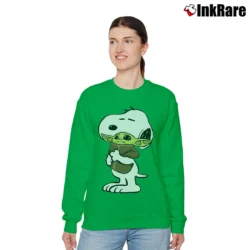 Women’s Snoopy Hugging Baby Yoda Star Wars Relaxed Sweatshirt in irish green | Soft, Laid-Back Vibe