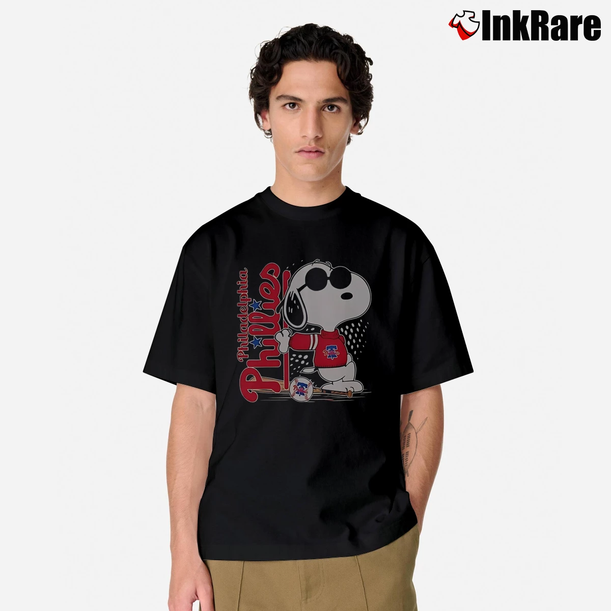 Snoopy Joe Cool Philadelphia Phillies Baseball Men’s Classic Tee in black – Premium Comfort Men’s Snoopy Joe Cool Philadelphia Phillies Baseball Classic T-Shirt in black | Soft, Breathable Everyday Wear