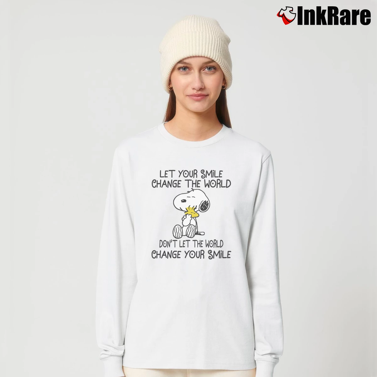 Snoopy Let Your Smile Change The World Don’t Let The World Change Your Smile Women’s Long-Sleeve Top in white – Effortless Layer Women’s Snoopy Let Your Smile Change The World Don't Let The World Change Your Smile Long-Sleeve Top in white | Sleek, Versatile, All-Season
