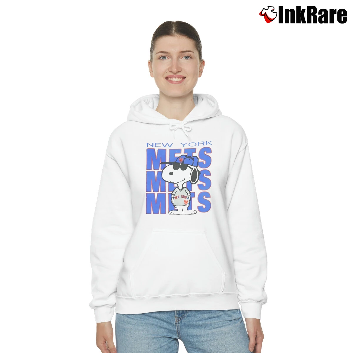 Snoopy New York Mets Women’s Cozy Hoodie in white – Urban Chic Women’s Snoopy New York Mets Cozy Hoodie in white | Warm, Structured, Stylish