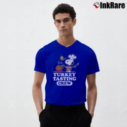 Men’s Snoopy Thanksgiving Turkey Tasting Crew Peanuts V-Neck Tee in royal blue | Sharp, Breathable, Everyday Staple