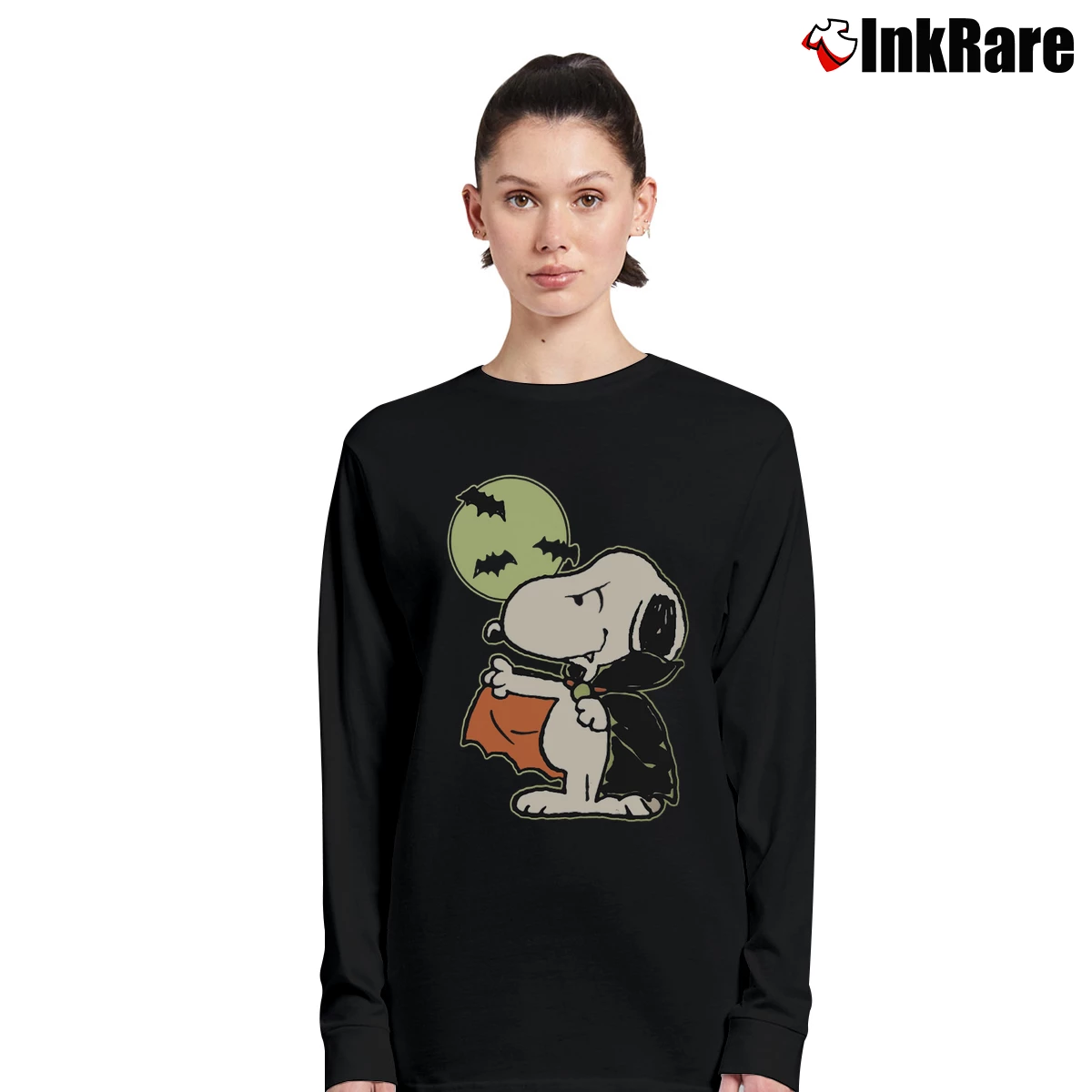 Snoopy Vampire Women’s Long-Sleeve Top in black – Effortless Layer Women’s Snoopy Vampire Long-Sleeve Top in black | Sleek, Versatile, All-Season