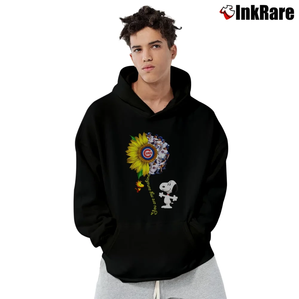 Men’s Snoopy Woodstock You Are My Sunshine Chicago Cubs Sunflower Joy Pullover Hoodie in black | Cozy, Durable, Modern Fit