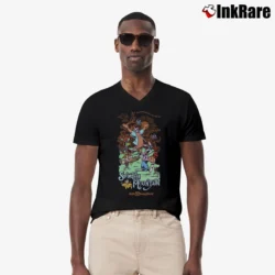 Men’s Splash Mountain Poster Pin Walt Disney World V-Neck Tee in black | Sharp, Breathable, Everyday Staple