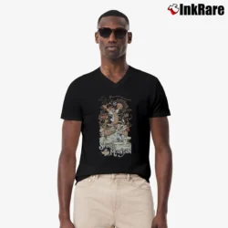 Men’s Splash Mountain Walt Disney Graphic V-Neck Tee in black | Sharp, Breathable, Everyday Staple