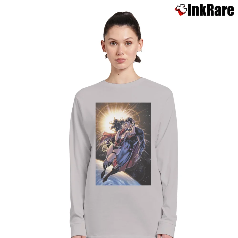 Women’s Superman Wonder Woman Kiss Long-Sleeve Top in sport grey | Sleek, Versatile, All-Season