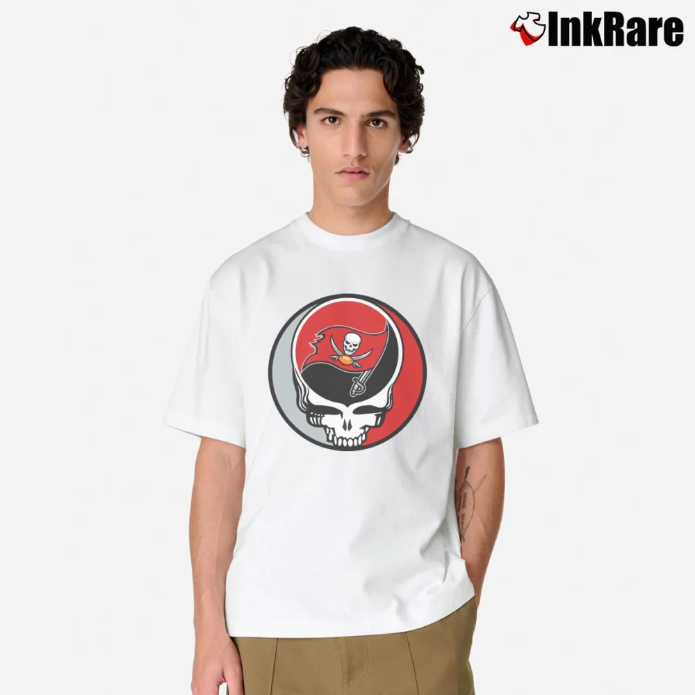 Men’s Tampa Bay Buccaneers Grateful Dead Steal Your Face Football Classic T-Shirt in white | Soft, Breathable Everyday Wear