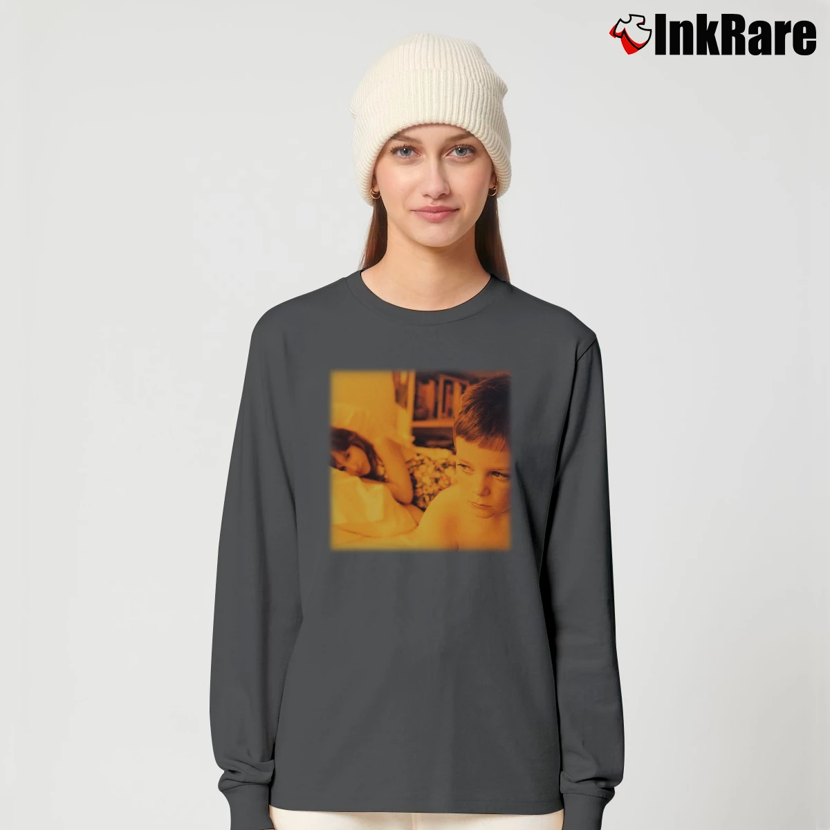 The Afghan Whigs Gentlemen Women’s Long-Sleeve Top in charcoal – Effortless Layer Women’s The Afghan Whigs Gentlemen Long-Sleeve Top in charcoal | Sleek, Versatile, All-Season