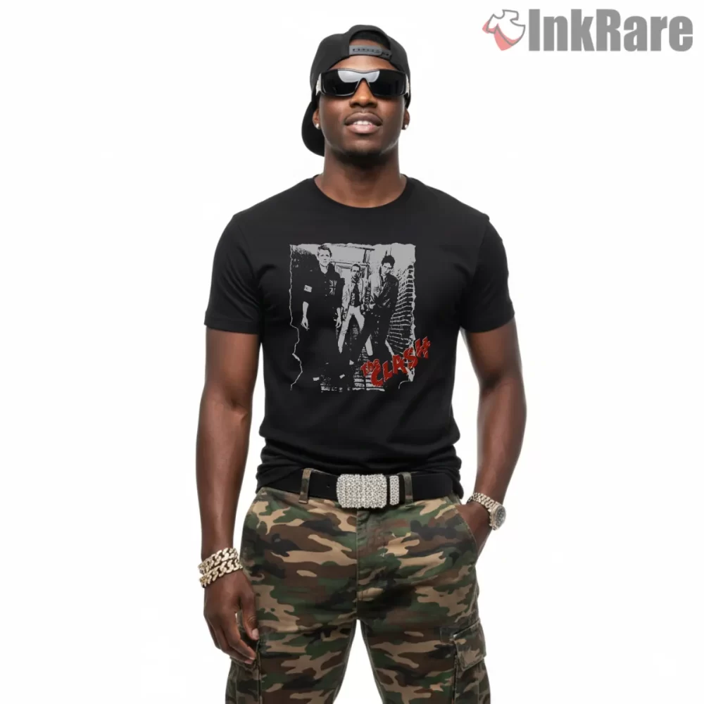 The Clash Raw Band Photo With Red Script Shirt on black short sleeve shirt for men graphic tee