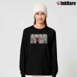 Women’s tiger woods golf goat for Golf Fans and Sports Legends Lovers Long-Sleeve Top in black | Sleek, Versatile, All-Season