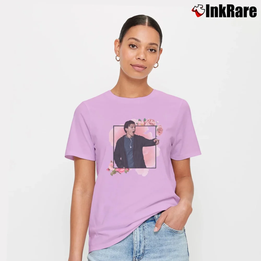 Women’s Tom Holland Fashion Signature T-Shirt in light pink | Soft, Flattering Fit