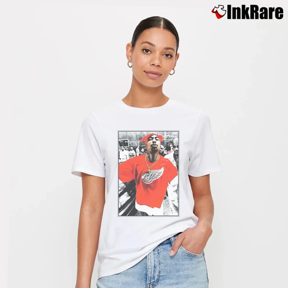 Women’s tupac shakur detroit red wings T-Shirt in white | Soft, Flattering Fit