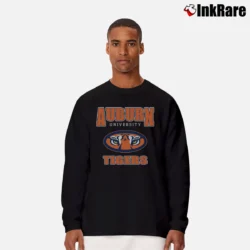 Men’s University Of Auburn Tigers Classic Long-Sleeve Shirt in black | Sleek, Lightweight, Year-Round Wear