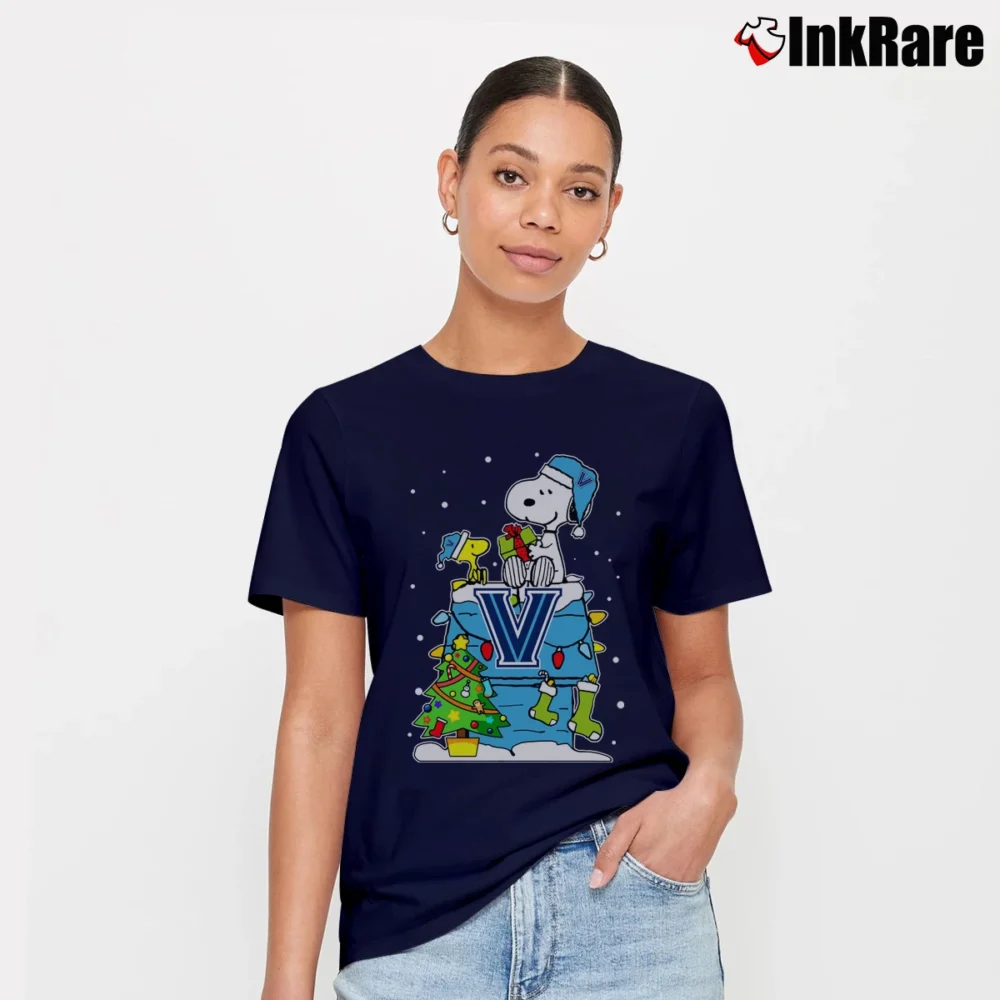 Women’s Villanova Wildcats Snoopy Christmas Signature T-Shirt in navy | Soft, Flattering Fit
