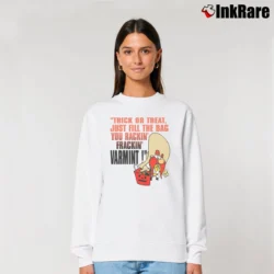Women’s Vintage 1995 Looney Tunes Yosemite Sam Trick Or Treat Relaxed Sweatshirt in white | Soft, Laid-Back Vibe