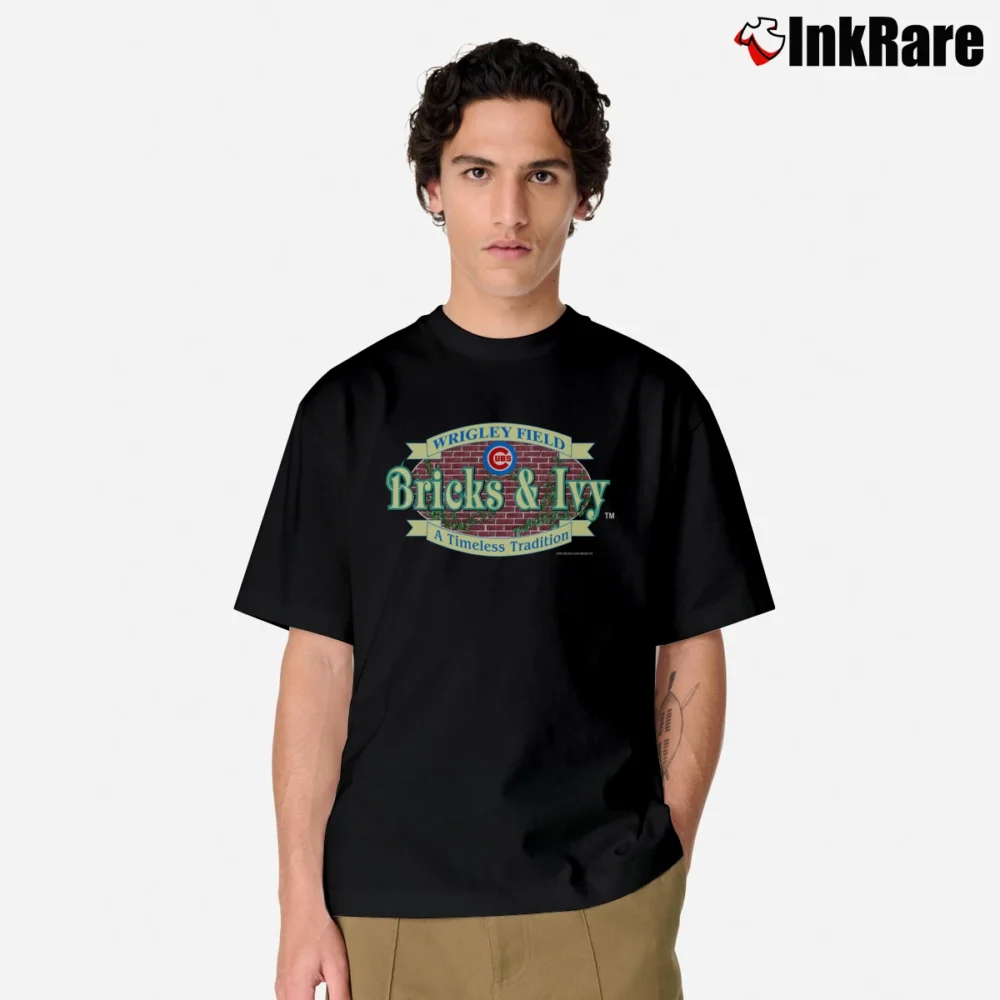 Men’s Vintage 1998 Wrigley Field Chicago Cubs Bricks Ivy Classic T-Shirt in black | Soft, Breathable Everyday Wear