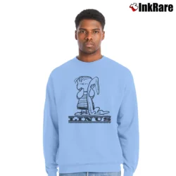 Men’s Vintage 60s Linus Peanuts Mayo Spruce Schultz Crewneck Sweatshirt in light blue | Cozy Fabric, Clean Style
