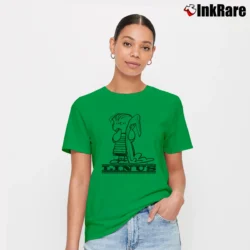 Women’s Vintage 60s Linus Peanuts Mayo Spruce Schultz Signature T-Shirt in irish green | Soft, Flattering Fit