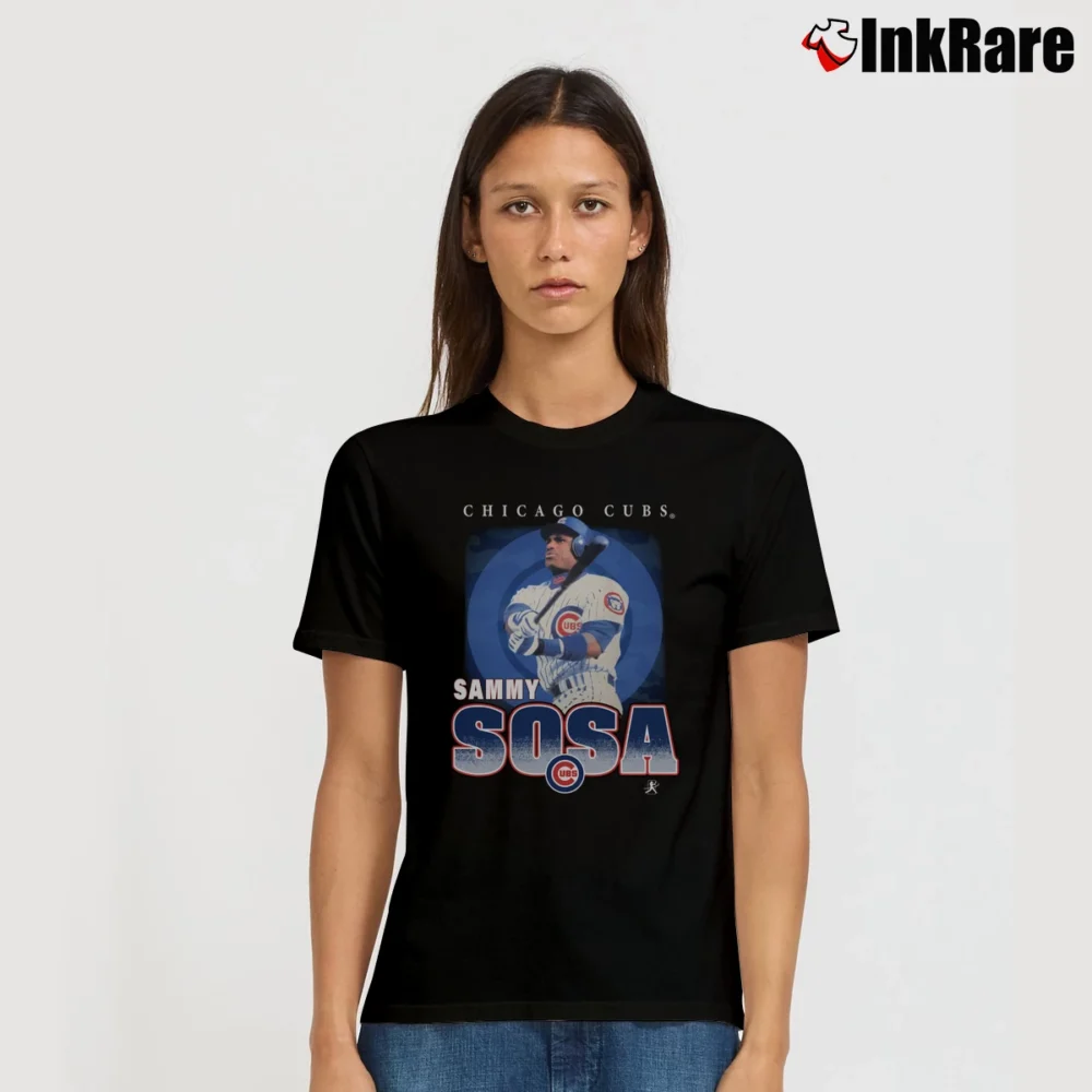 Women’s Vintage Chicago Cubs Sammy Sosa Signature T-Shirt in black | Soft, Flattering Fit