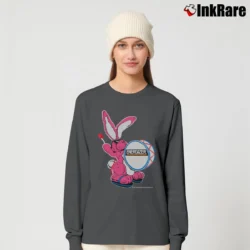 Women’s Vintage Energizer Bunny Graphic Nothing Last Longer Long-Sleeve Top in charcoal | Sleek, Versatile, All-Season