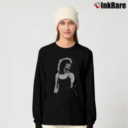 Women’s Vintage Pat Benatar 90s Long-Sleeve Top in black | Sleek, Versatile, All-Season