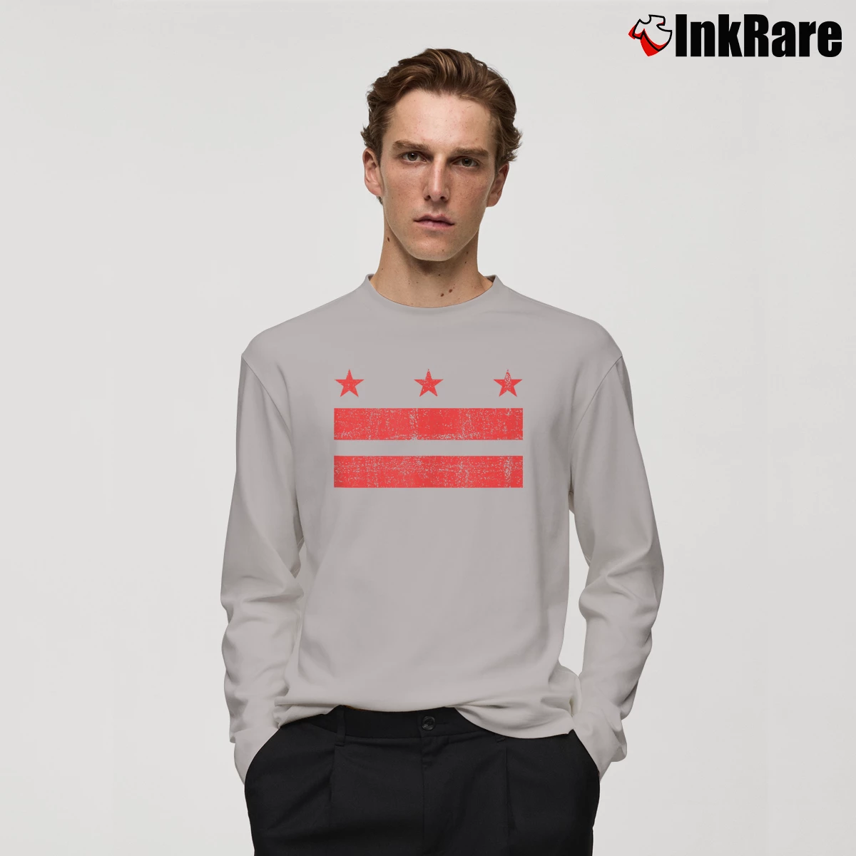 Men’s Washington D.c. Distressed Flag Long-Sleeve Shirt in sport grey | Sleek, Lightweight, Year-Round Wear