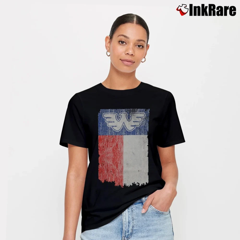 Women’s Waylon Jennings Texas Flag Signature T-Shirt in black | Soft, Flattering Fit