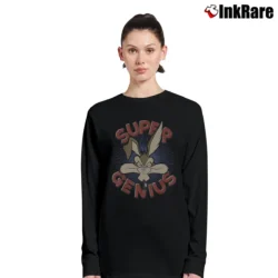 Women’s Wile E Coyote Super Genius Looney Tunes Long-Sleeve Top in black | Sleek, Versatile, All-Season