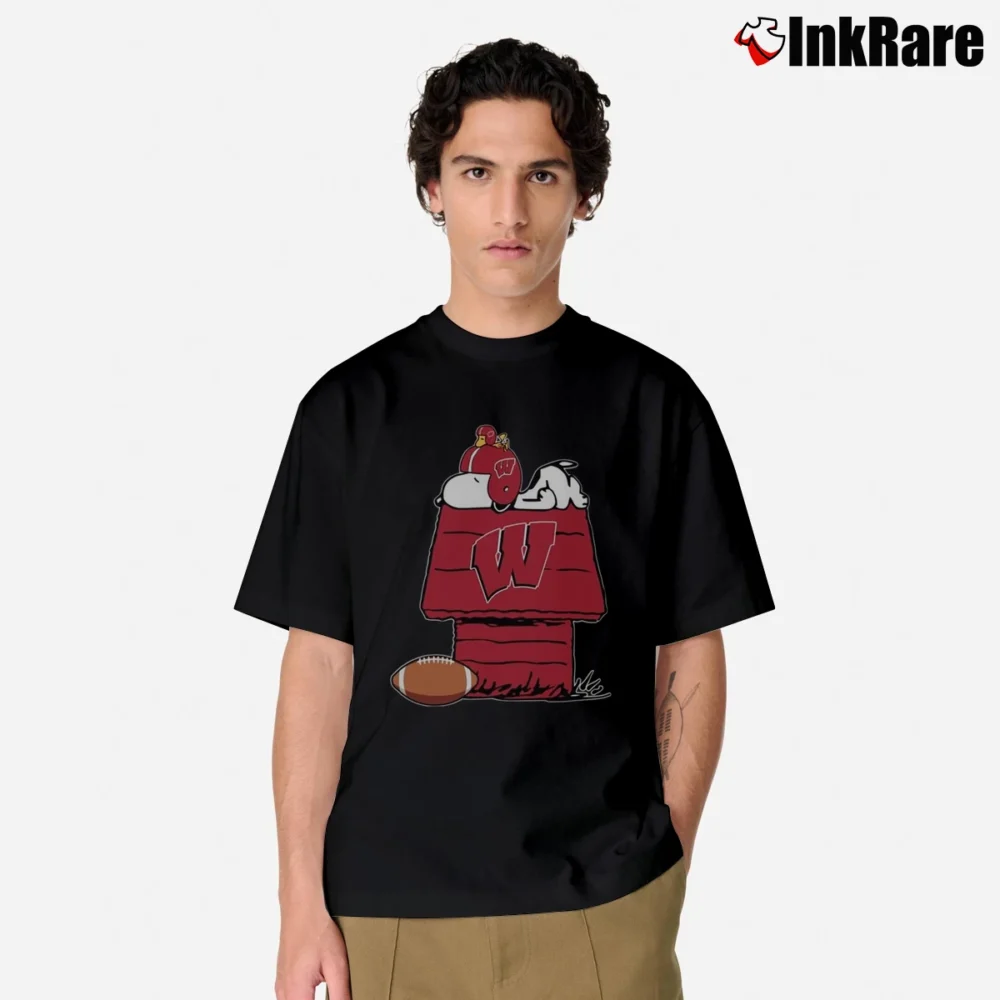 Men’s Wisconsin Badgers Snoopy And Woodstock Waiting For Football Season Classic T-Shirt in black | Soft, Breathable Everyday Wear