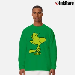 Men’s Woodstock Snoopy Charlie Brown Peanuts Long-Sleeve Shirt in irish green | Sleek, Lightweight, Year-Round Wear