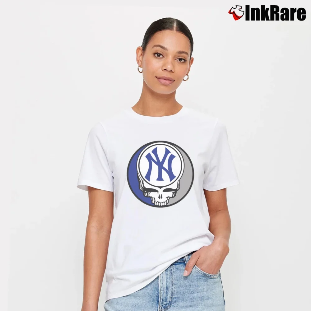 Women’s Yankees Grateful Dead Stealie Steal Your Face New York Yankees Signature T-Shirt in white | Soft, Flattering Fit